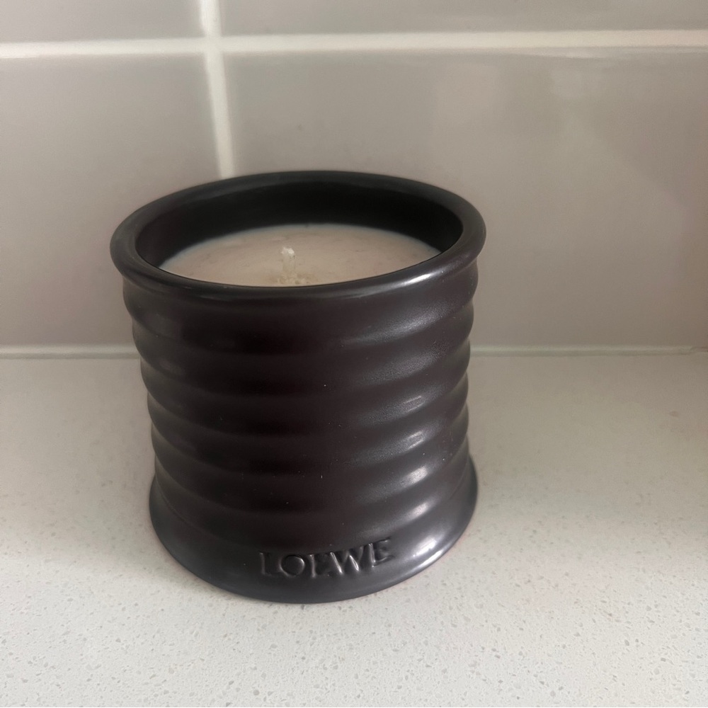Loewe Hazelnut Candle